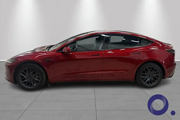 Tesla Model 3 2024 photo 2