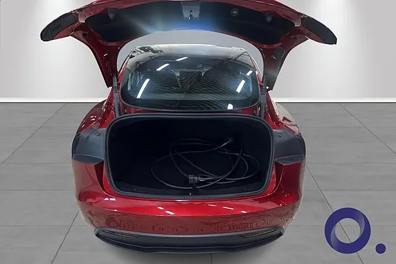Tesla Model 3 2024 photo 5