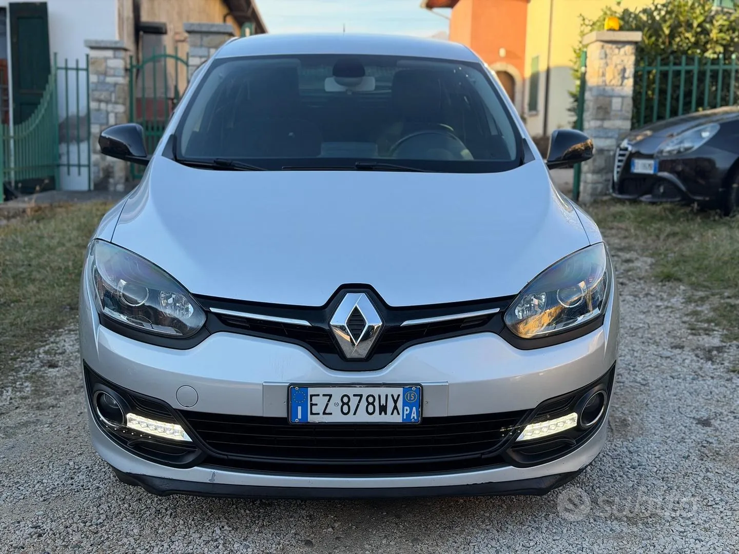 Renault Megane 2015 photo 2