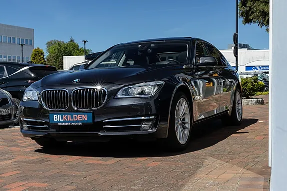 BMW 750D 2014 photo 2