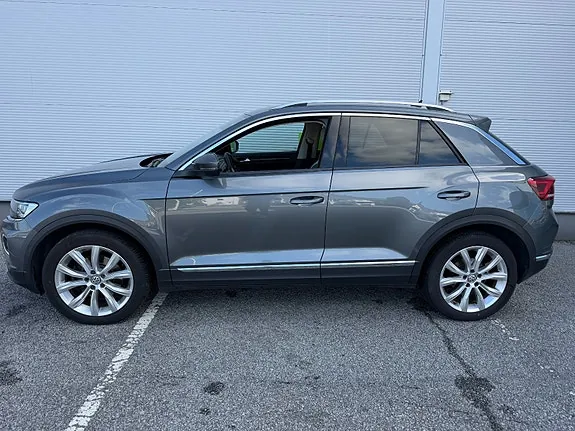 Volkswagen T-Roc 2020 photo 2