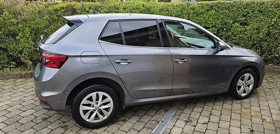 Skoda Fabia 2022 photo 4