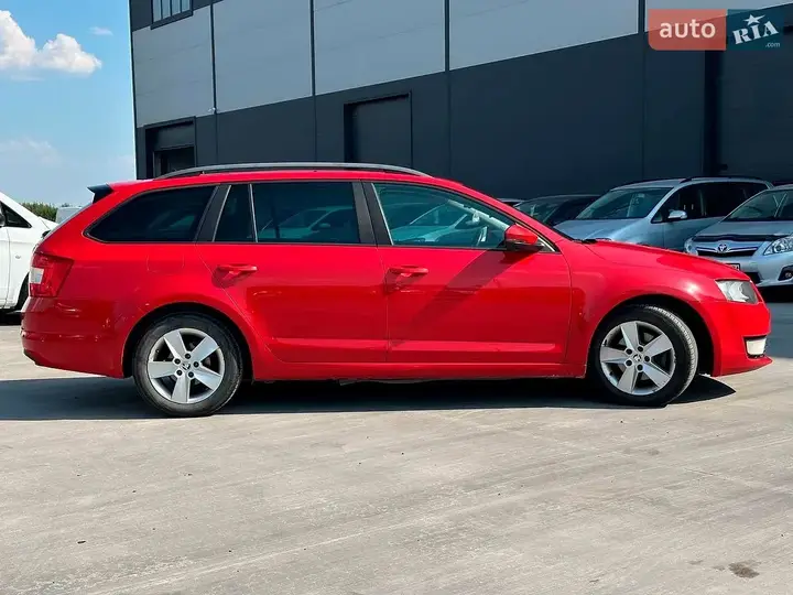 Skoda Octavia 2014 photo 4