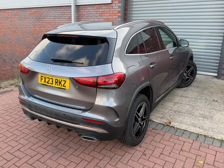 Mercedes-Benz Gla 2023 photo 3