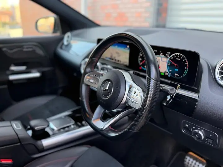 Mercedes-Benz Gla 2023 photo 4