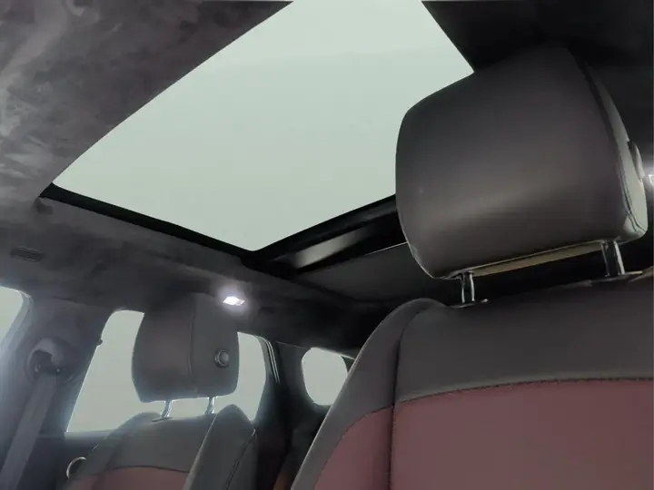 Land Rover Range Rover Evoque 2023 photo 5