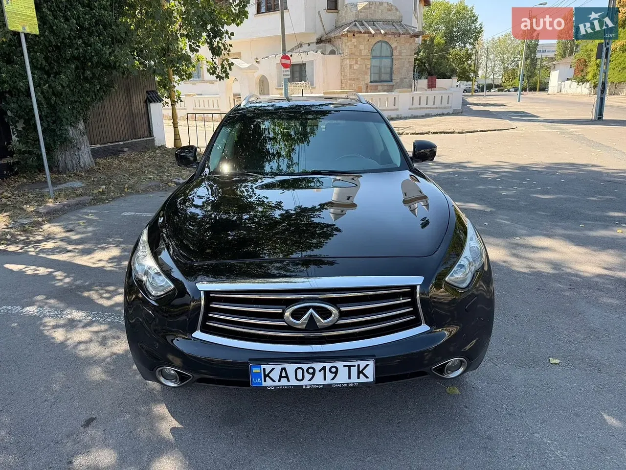 Infiniti Qx70 2013 photo 2