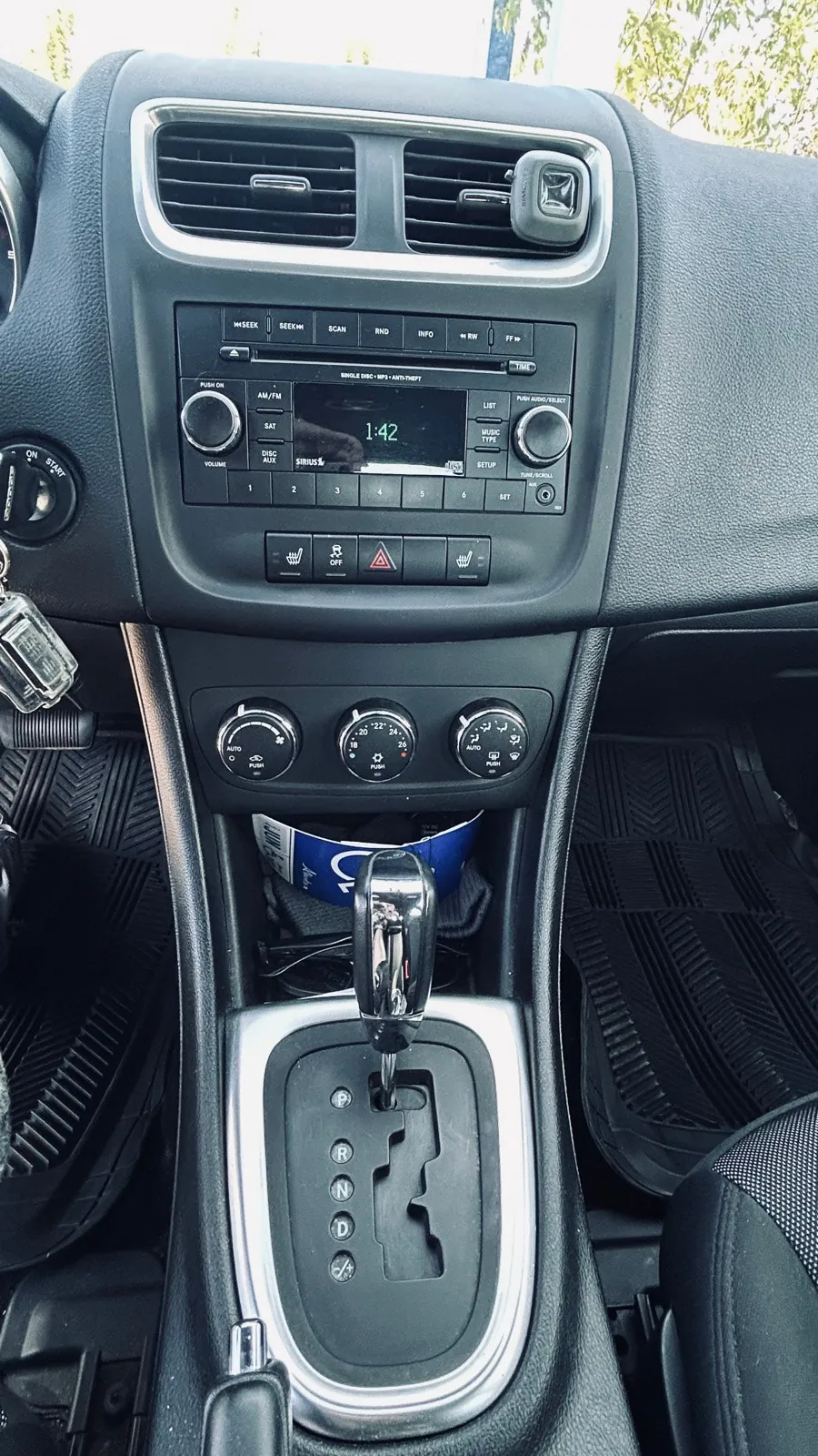 Dodge Avenger 2013 photo 4