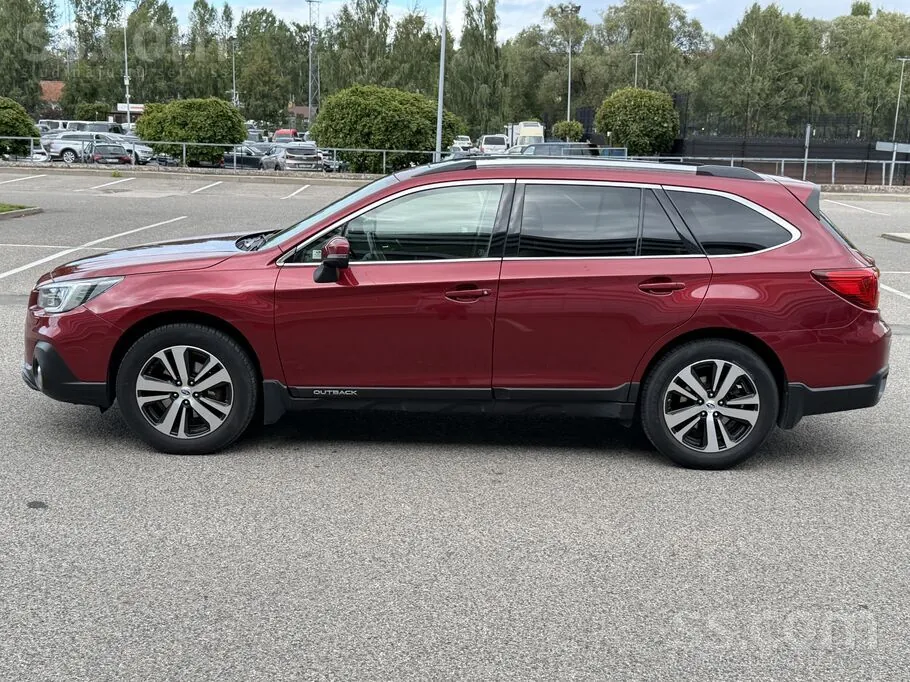 Subaru Outback 2018 photo 2