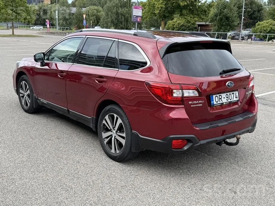 Subaru Outback 2018 photo 3