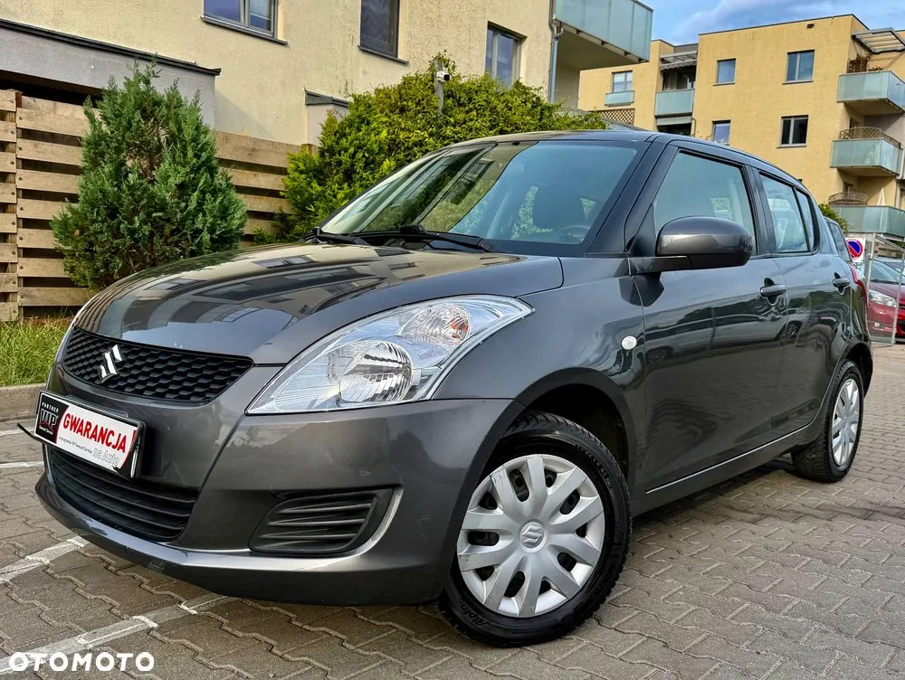 Suzuki Swift 2011 photo 2