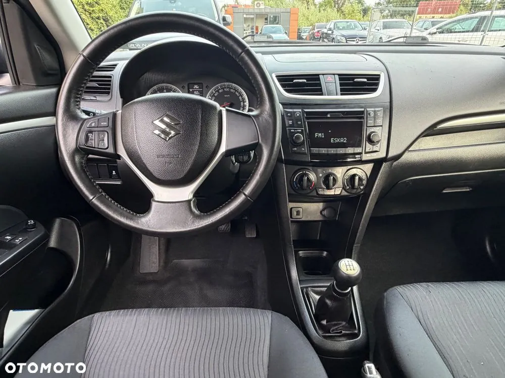 Suzuki Swift 2011 photo 5