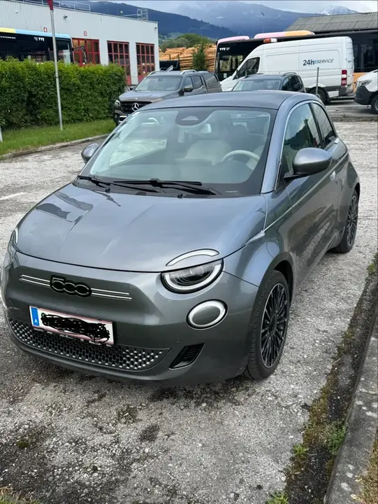 Fiat 500E