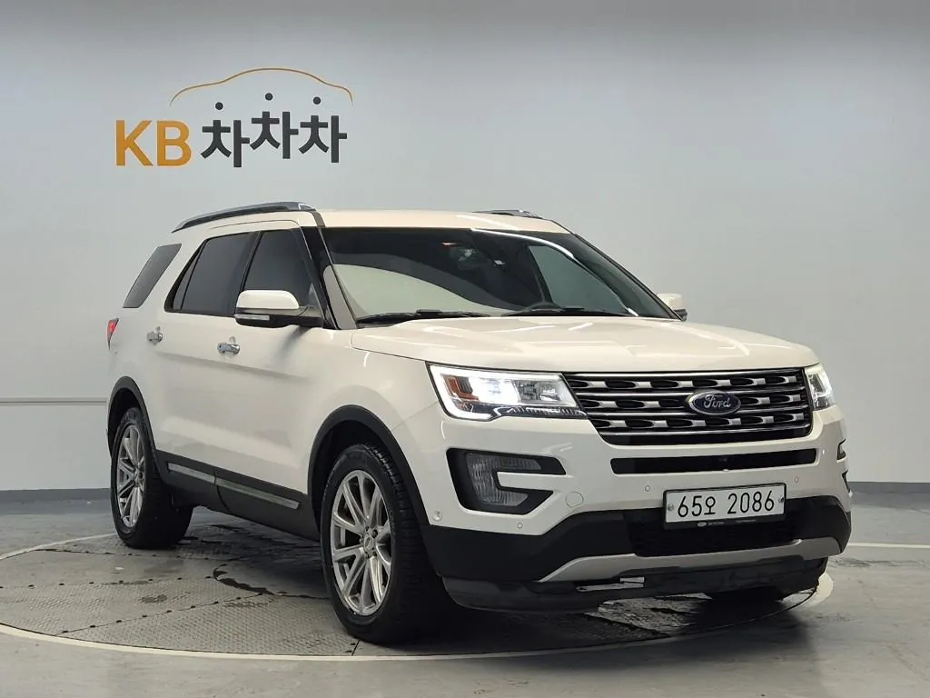 Ford Explorer 2017 photo 4