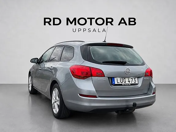 Opel Astra 2011 photo 5