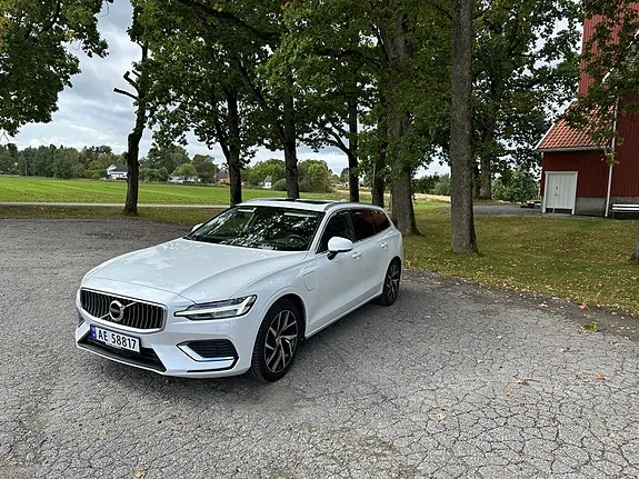 Volvo V60 2019 photo 3