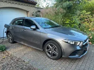 Mercedes-Benz A250E