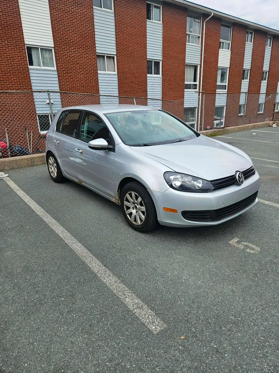 Volkswagen Golf 2012 photo 2