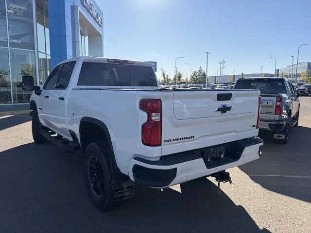 Chevrolet Silverado 3500Hd 2022 photo 4