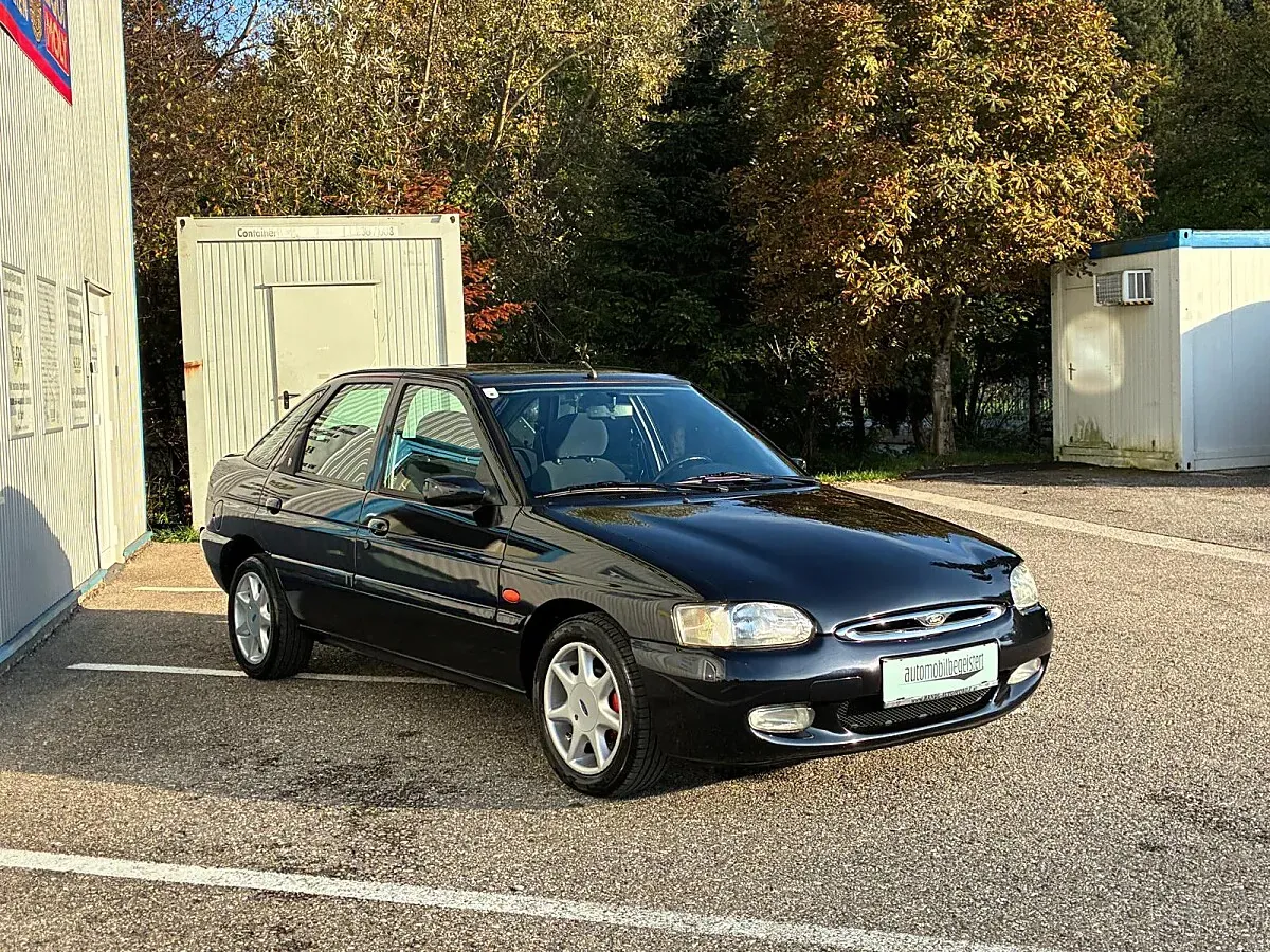 Ford Escort 1997 photo 3
