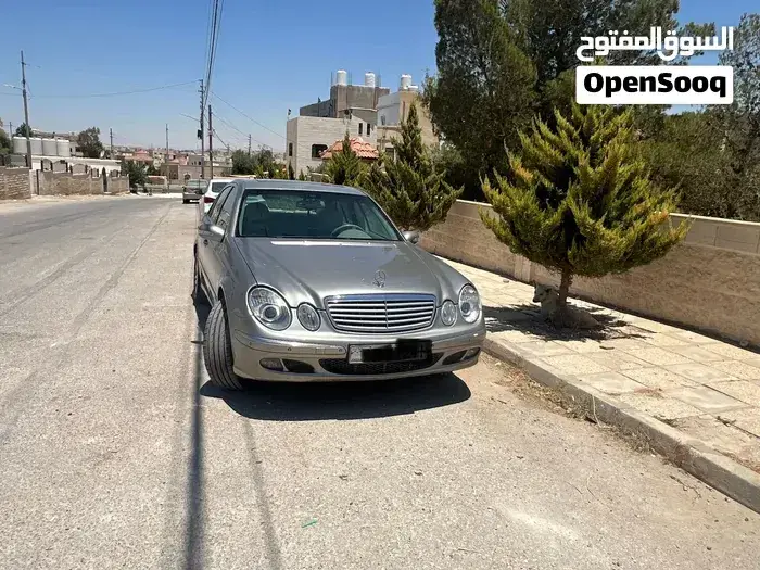Mercedes-Benz E-Class 2005 photo 4