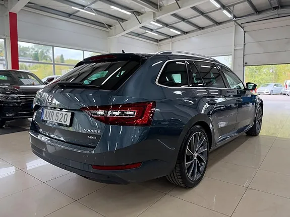 Skoda Superb 2019 photo 4
