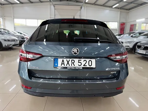 Skoda Superb 2019 photo 5