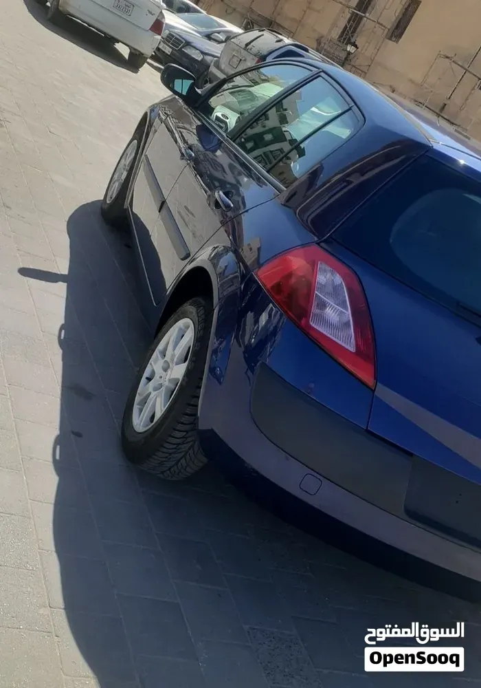 Renault Megane 2004 photo 2