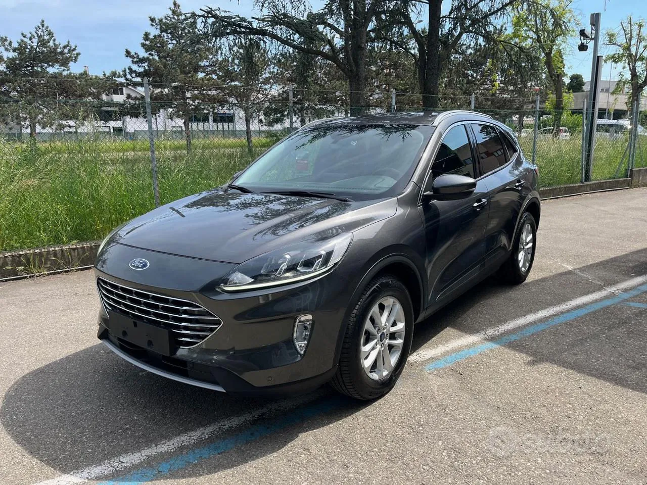 Ford Kuga 2024 photo 2