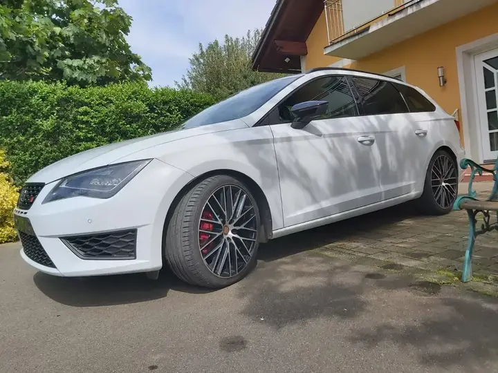 Seat Leon 2016 photo 2