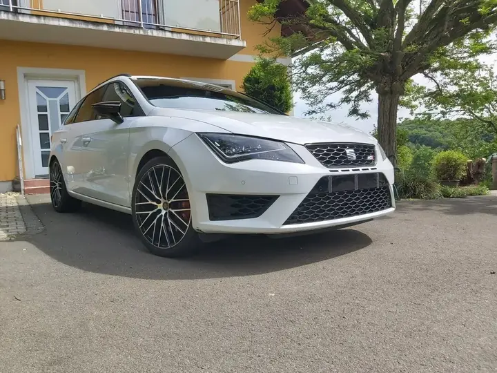 Seat Leon 2016 photo 3