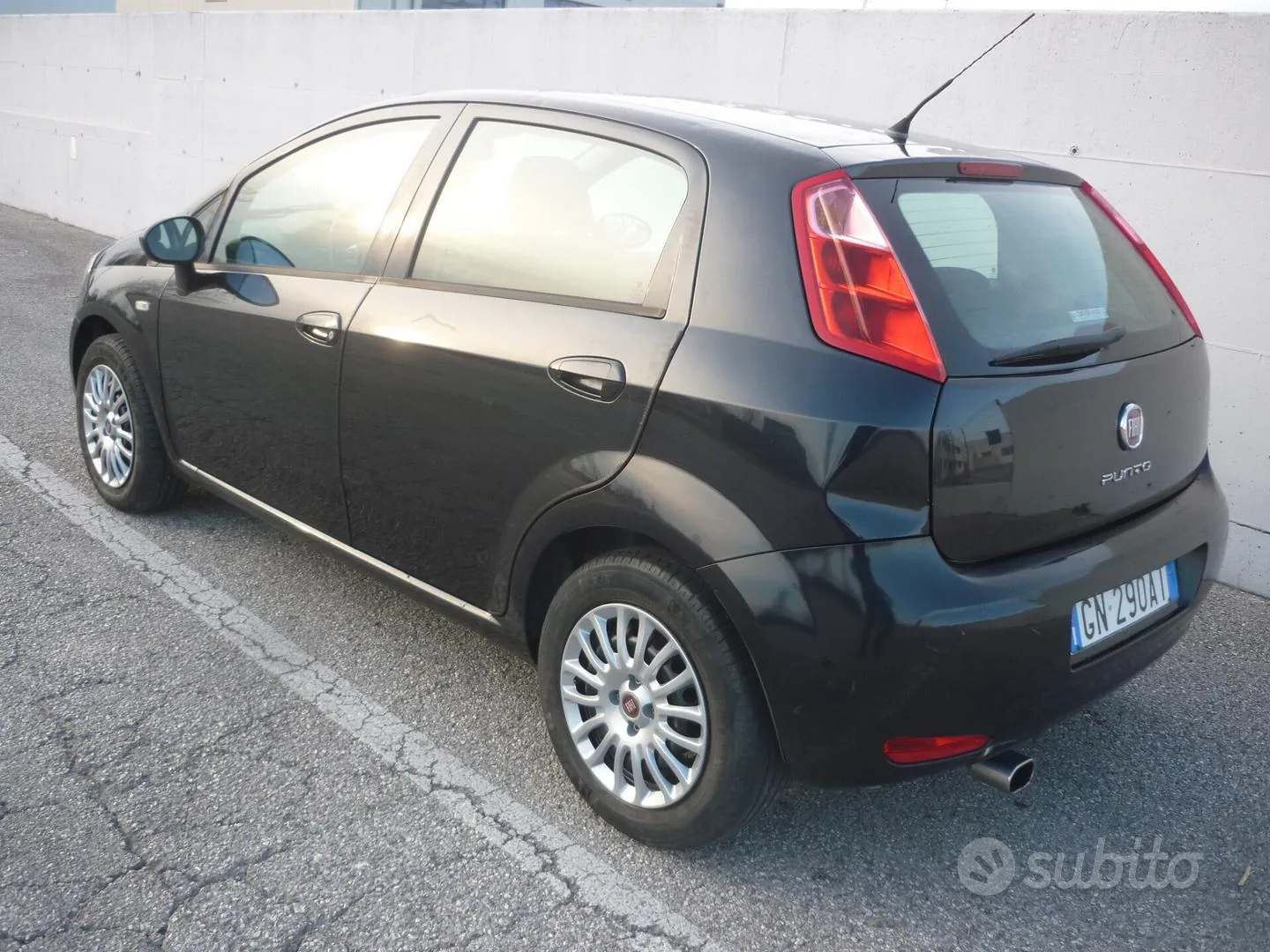 Fiat Punto 2013 photo 3