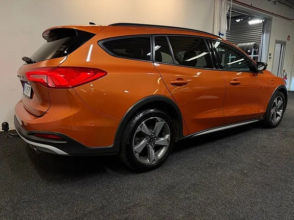 Ford Focus 2019 photo 2