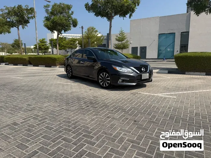 Nissan Altima 2018 photo 5