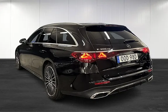 Mercedes-Benz E300 De 2026 photo 3