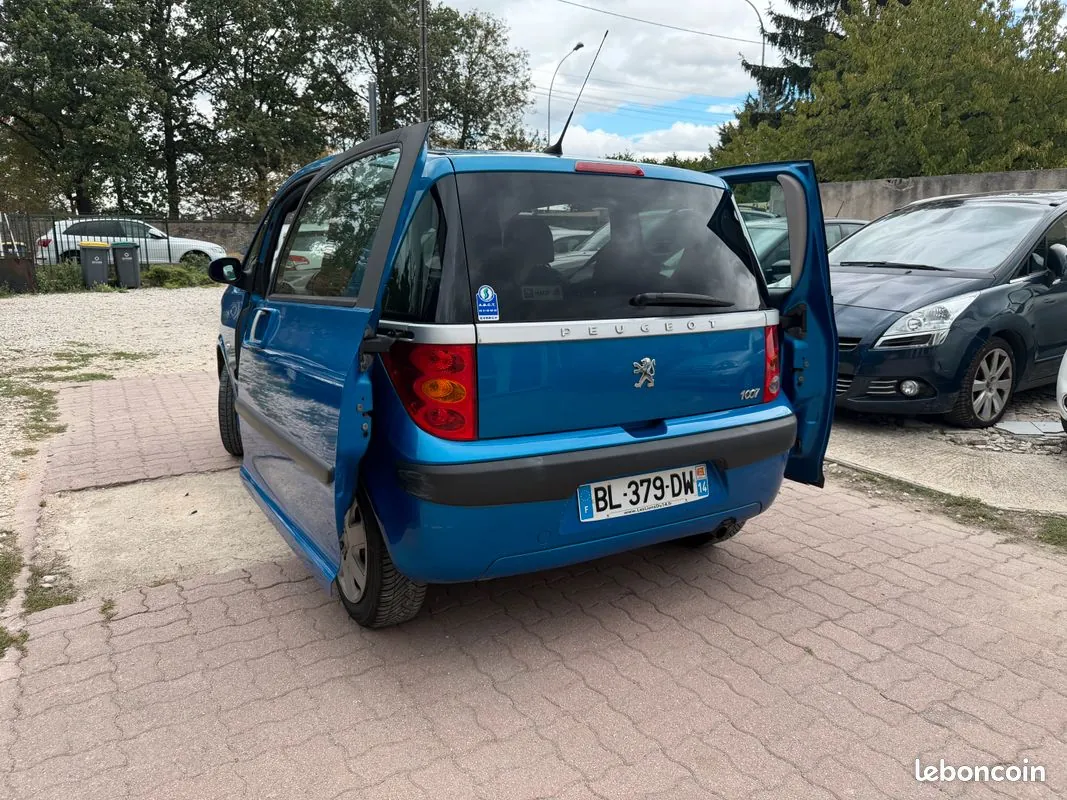 Peugeot 1007 2006 photo 2