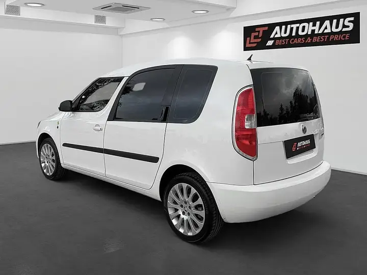Skoda Roomster 2012 photo 3