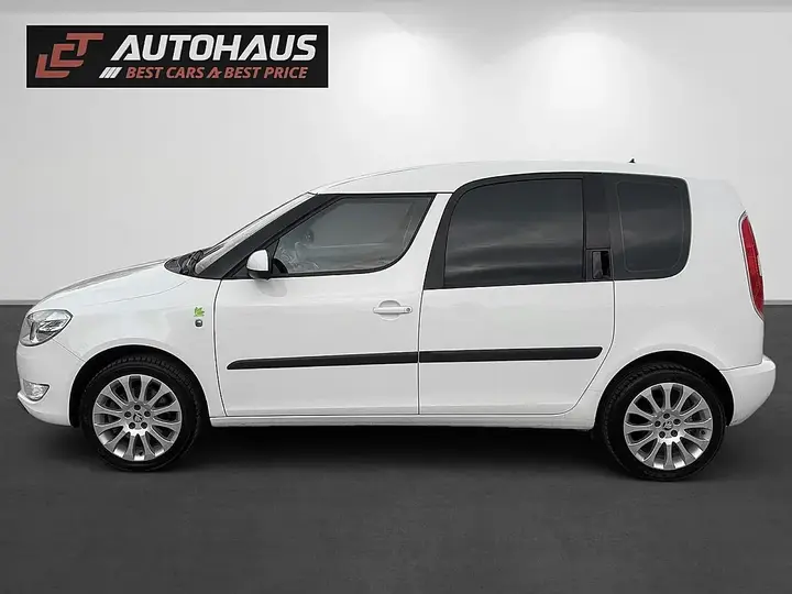 Skoda Roomster 2012 photo 2