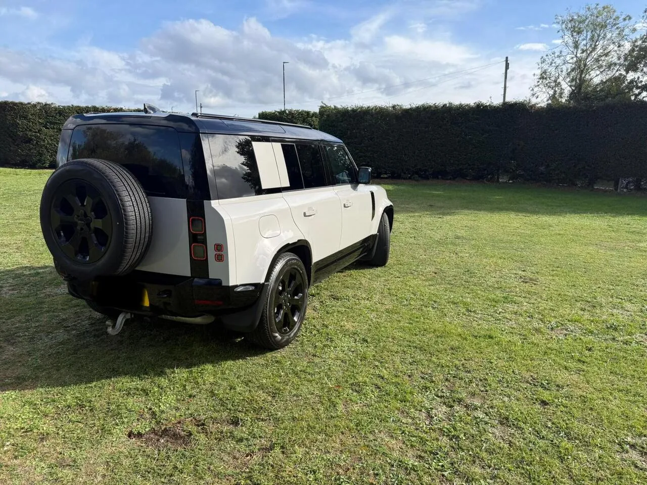 Land Rover Defender 110 2026 photo 5