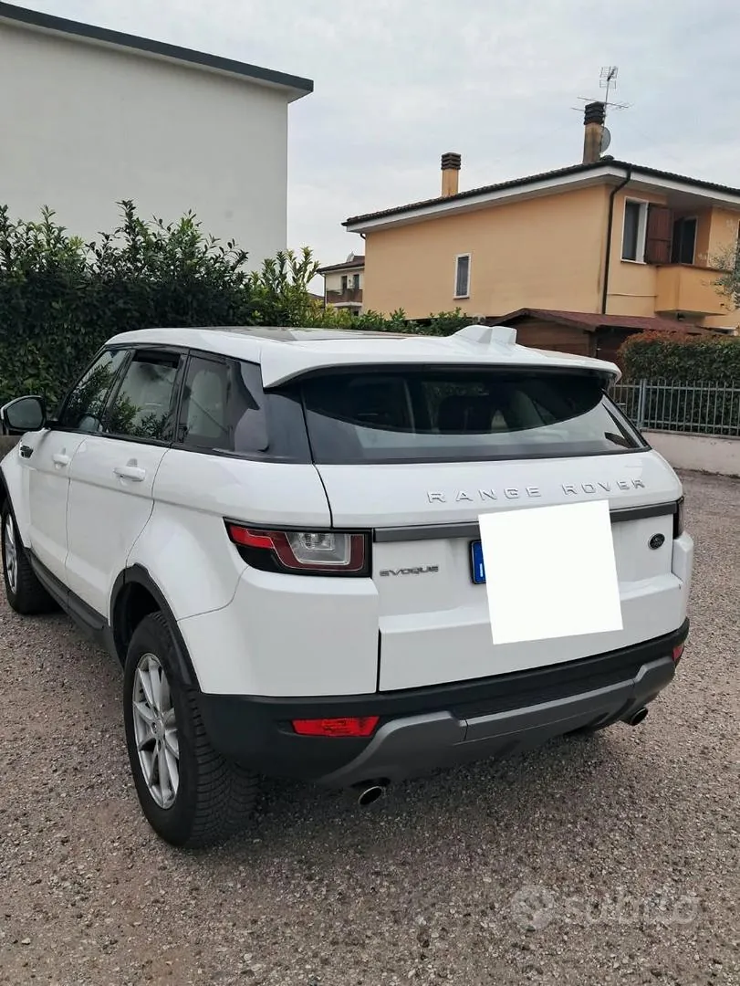 Land Rover Range Rover Evoque 2016 photo 3
