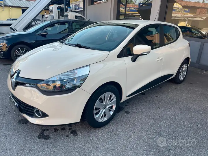 Renault Clio 2026 photo 3
