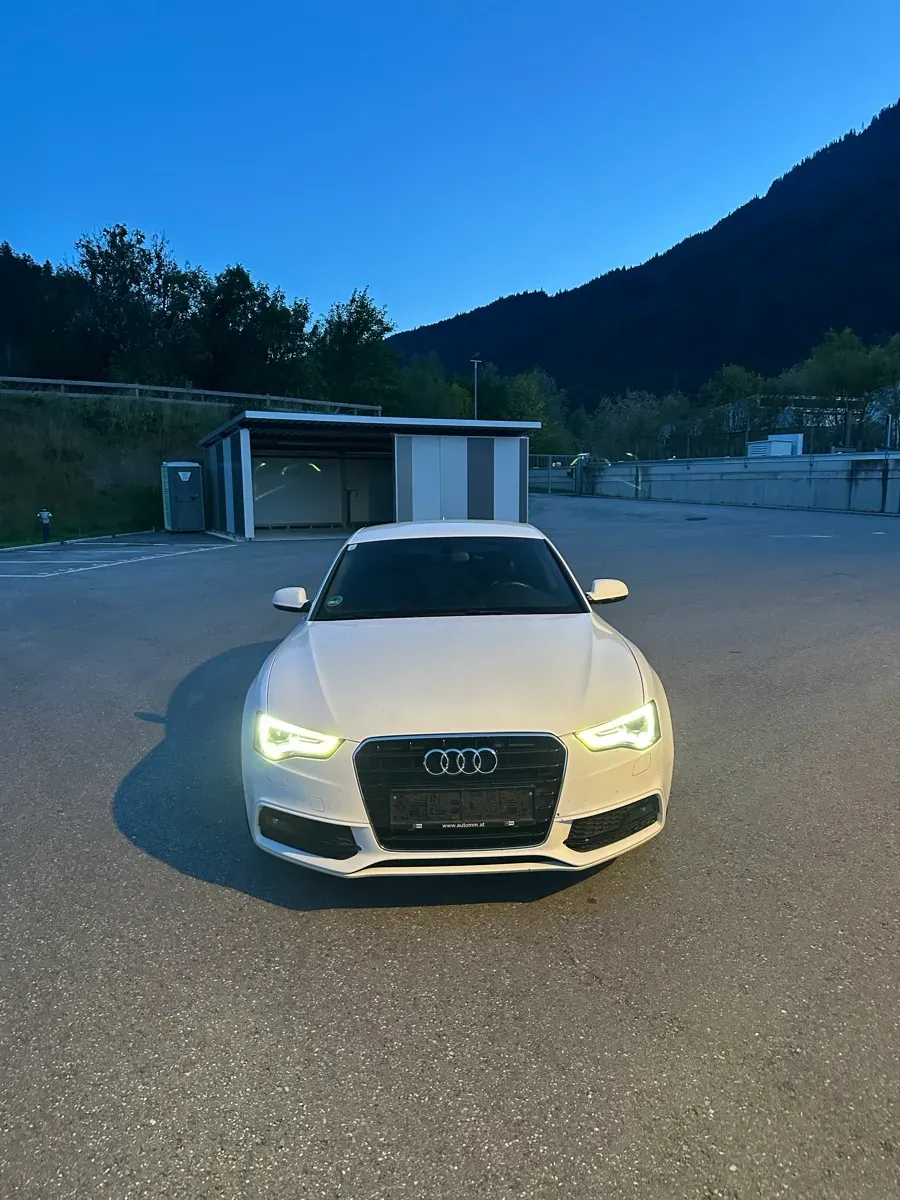 Audi A5 2015 photo 2