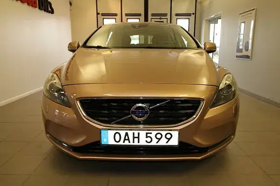 Volvo V40 2014 photo 3