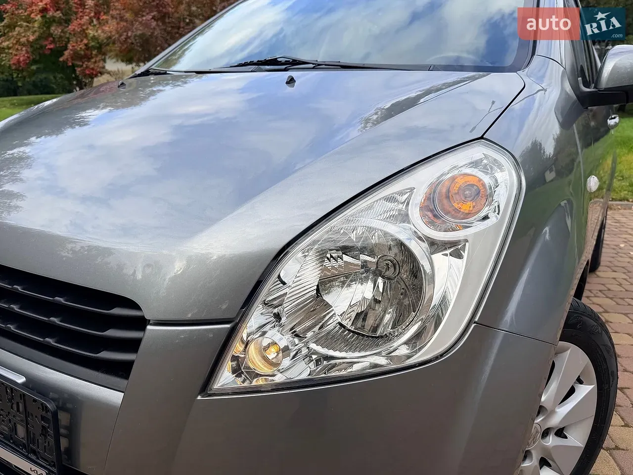 Suzuki Splash 2010 photo 5