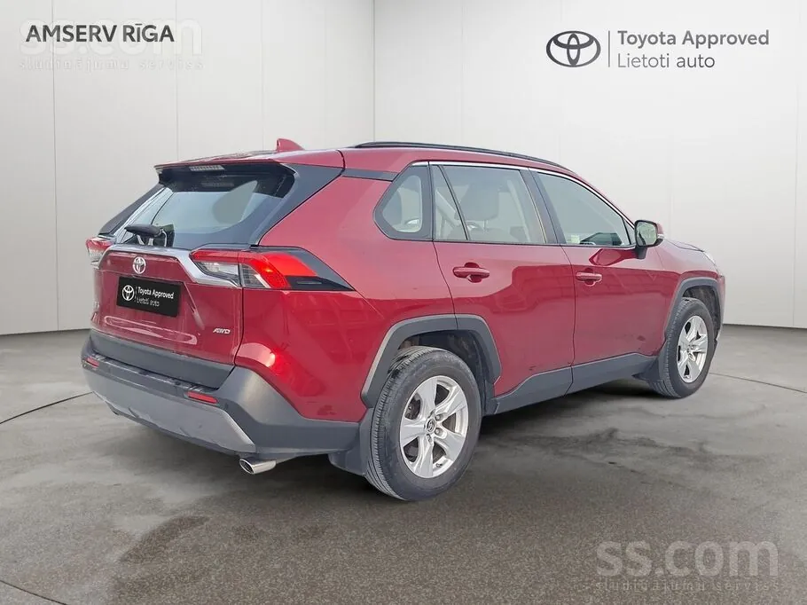 Toyota Rav4 2019 photo 2