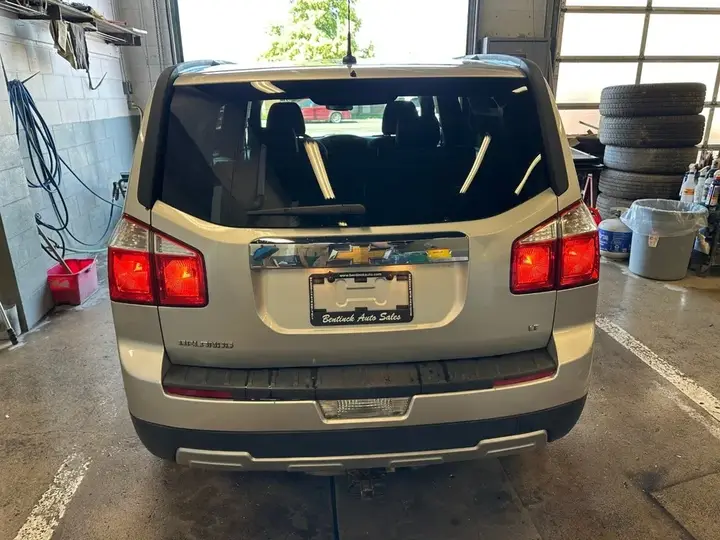 Chevrolet Orlando 2012 photo 2