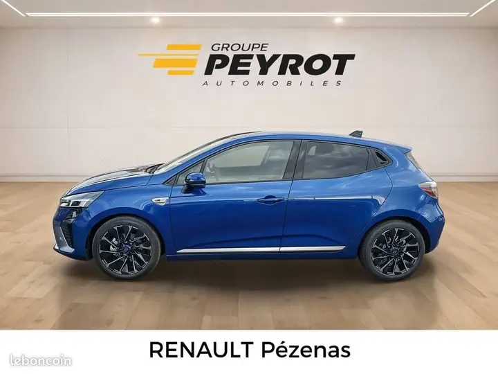 Renault Clio 2024 photo 2