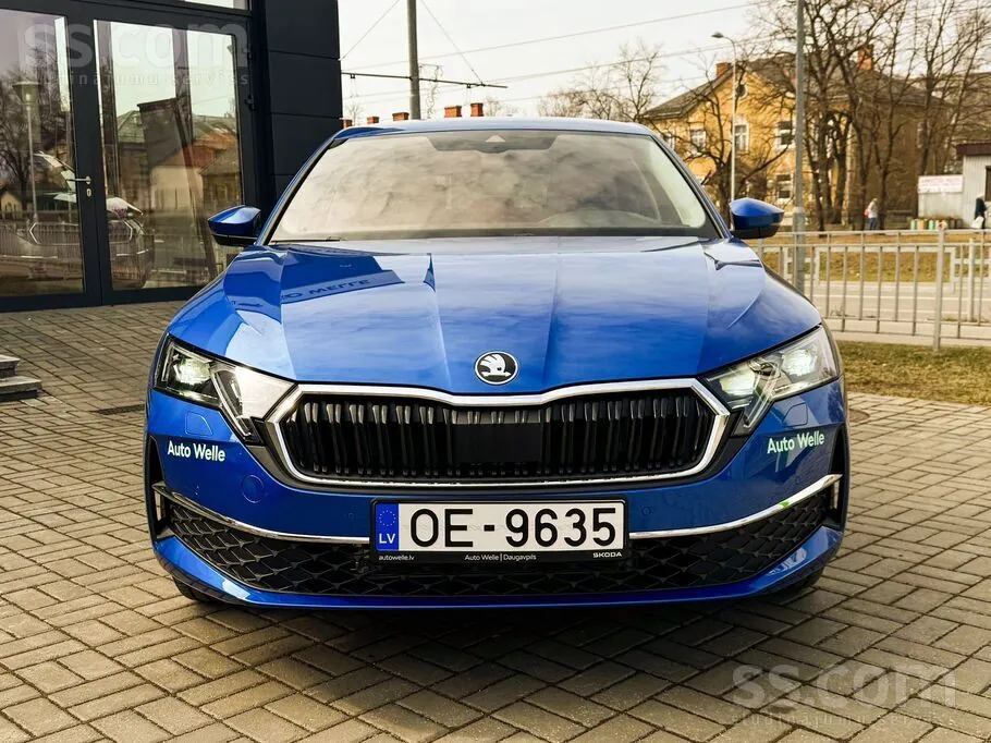 Skoda Octavia 2025 photo 2
