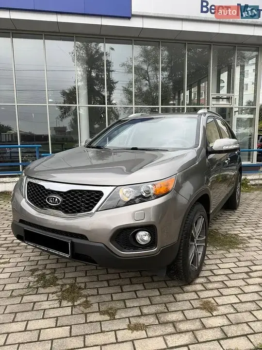 Kia Sorento 2011 photo 2