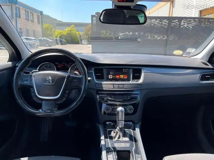 Peugeot 508 2017 photo 4